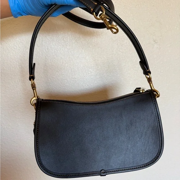 Coach Swinger Shoulder Bag